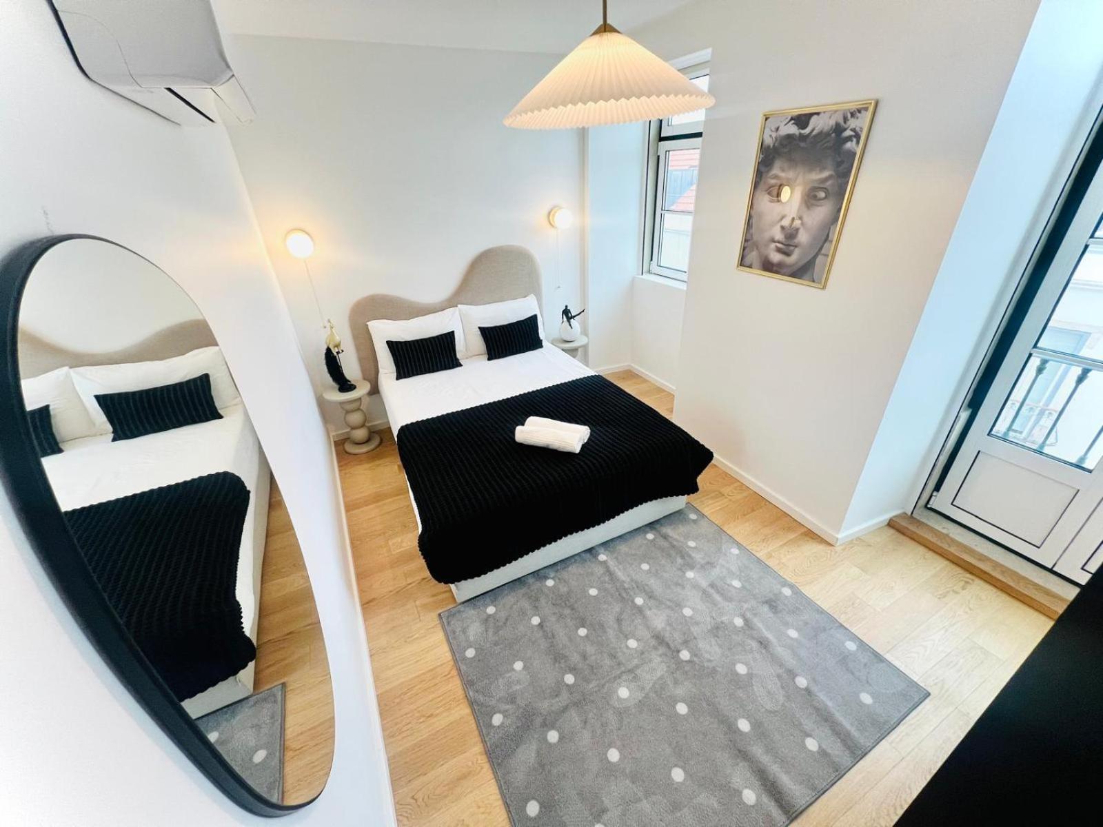 Lisbon Pink House II Beautiful 2 Bedroom Flat In City Center Exterior foto