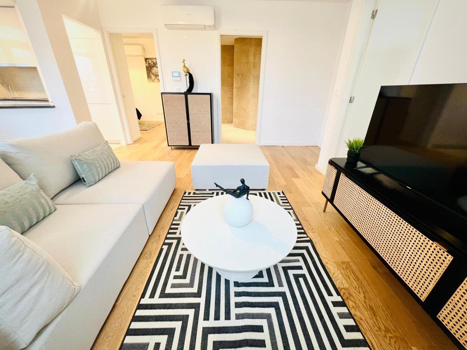 Lisbon Pink House II Beautiful 2 Bedroom Flat In City Center Exterior foto